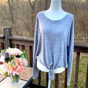 XL heather gray light weight sweater with tie